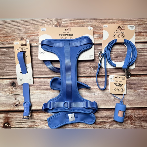 L - Wild One Dog Collar, Leash, Harness and Poop Bag Carrier NWT Blue - Picture 1 of 2
